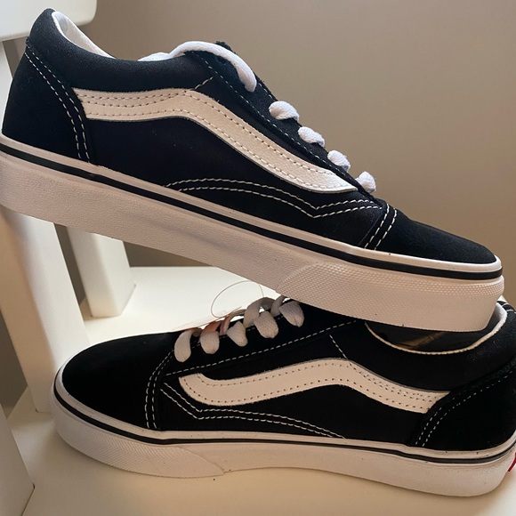 (New) Kids Vans Size 1.0 Black/True White - Picture 1 of 9
